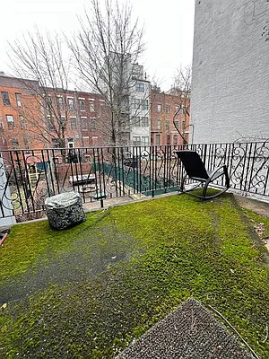 Rented by Oxford Property Group | media 10