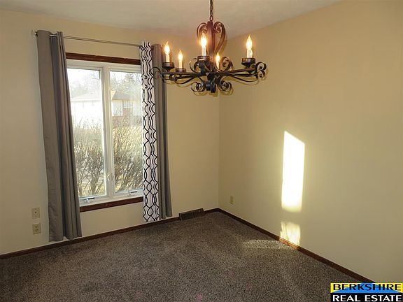 5th image of 4905 N 105th St