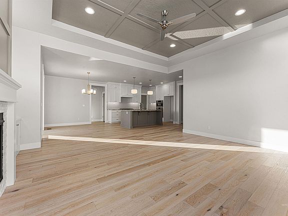 4th image of 8170 Fountain Brk