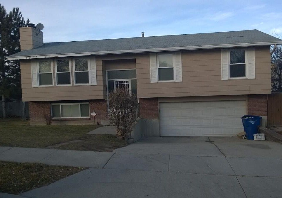 1st image of 3320 W Brookhaven Dr