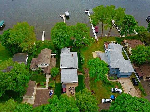 2nd image of 7485 N Shore Cir N