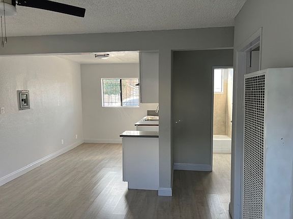 3rd image of 115 E Colden Ave #1