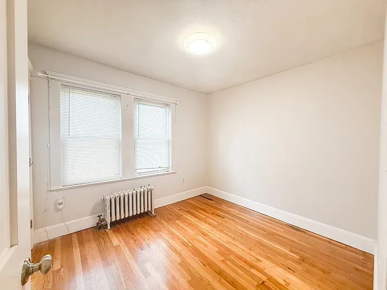 28 Winter St #2 — Photo 5