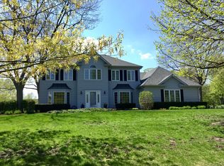 22249 Cambridge Dr, Kildeer, IL 60047