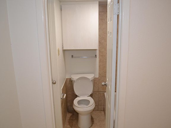 5th image of 4607 Country Creek Dr APT 1016