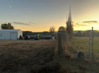 41104 S Morton Rd, Kennewick, WA 99337