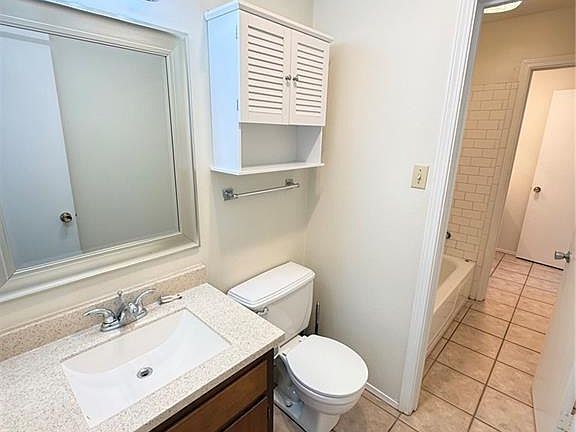 4th image of 120 Du Rhu Dr #D