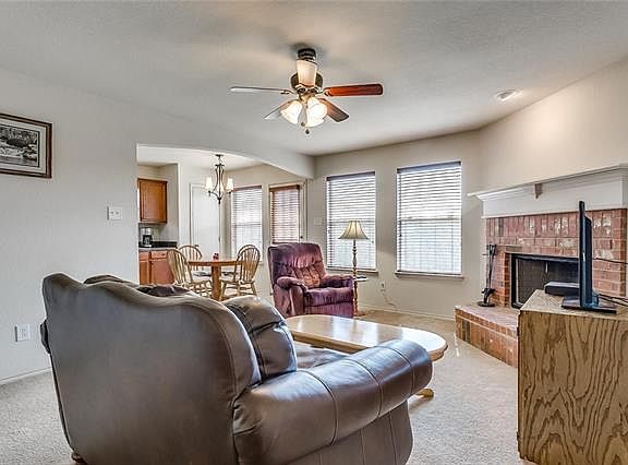5th image of 529 Marybeth Dr