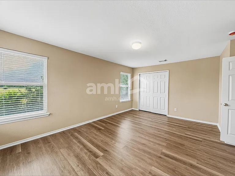 10518 Marengo Ln — Photo 16