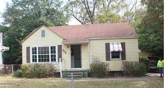 509 Lynmore Cir photo 1