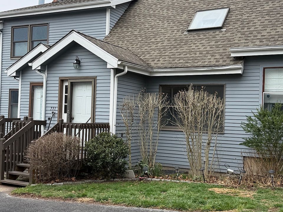 1st image of 711 Lake Vista Drive #711