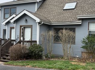711 Lake Vista Dr UNIT 711, East Hampton, CT 06424
