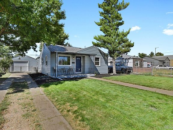 2nd image of 4729 N Meade Street