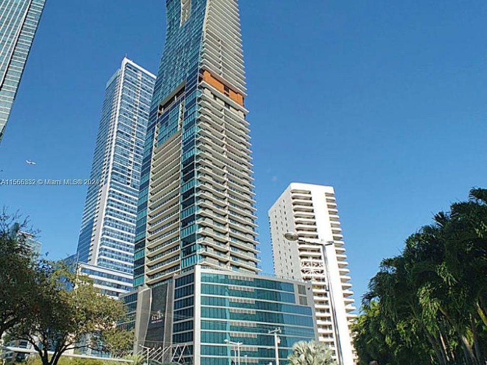 1st image of 1451 Brickell Ave #1506