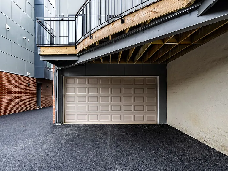 237 Tasker St — Photo 17