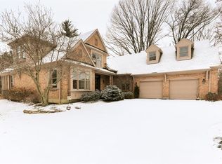 6863 Kenwood Rd, Cincinnati, OH 45243