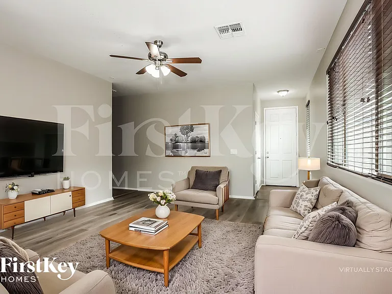 6920 W Harwell Rd — Photo 3