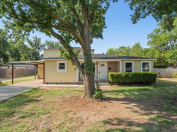 2nd image of 714 Meadow Dr