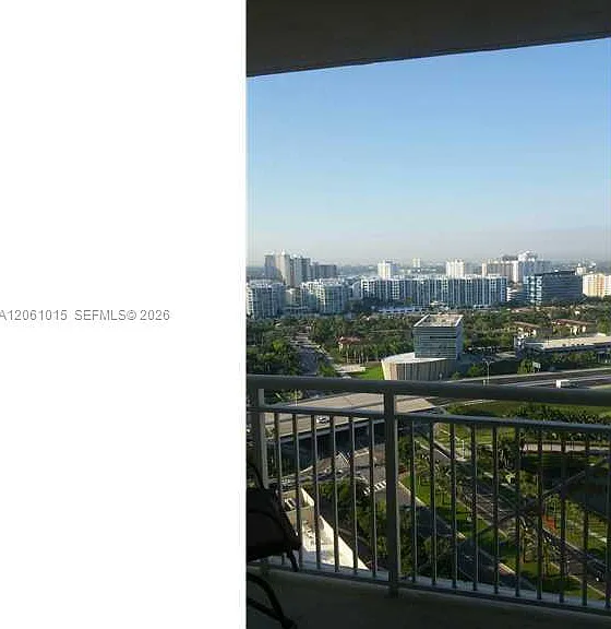 19501 W Country Club Dr #2305 — Photo 9