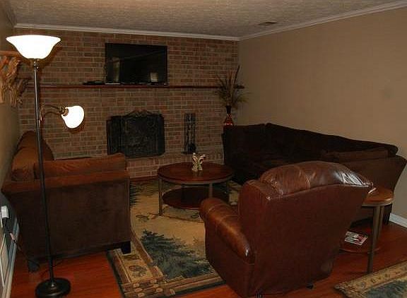 4th image of 121 Creek View Dr