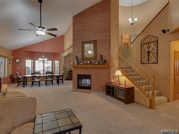 5th image of 1911 E Club House Plz