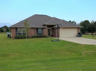31 Deerwood Dr, Perkinston, MS 39573
