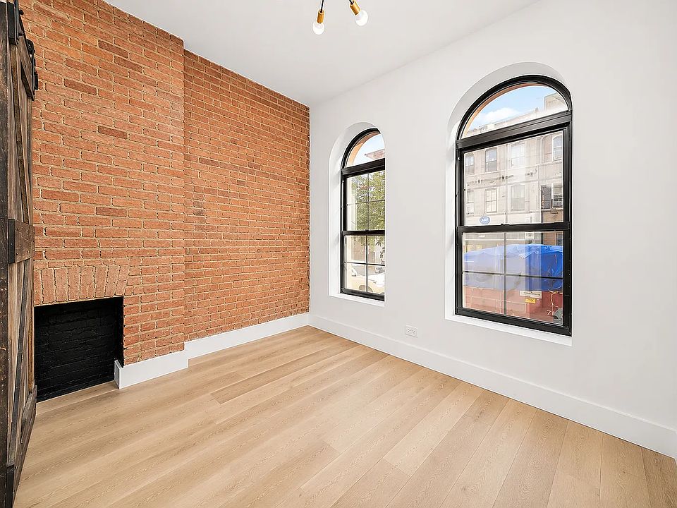 1st image of 727 Knickerbocker Ave #1A