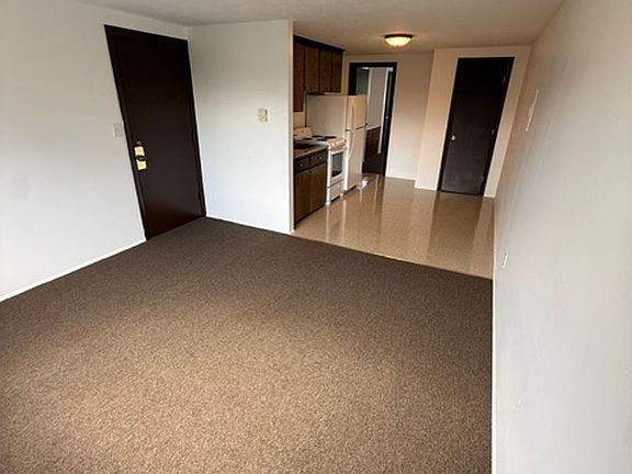 4th image of 37 River St #49