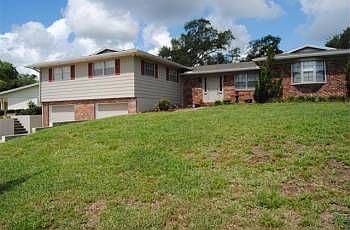 1st image of 79 Fairglen Dr