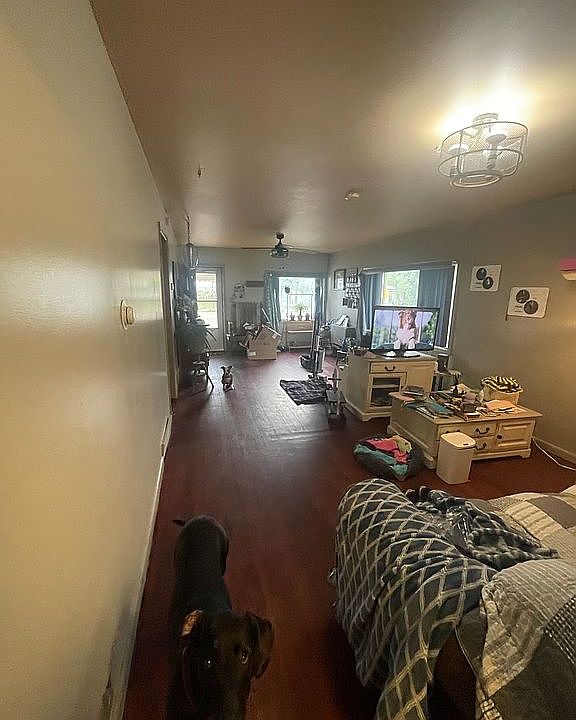 2nd image of 249 Lewis St