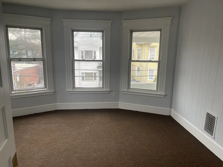 11 Maltby Pl #2 — Photo 3