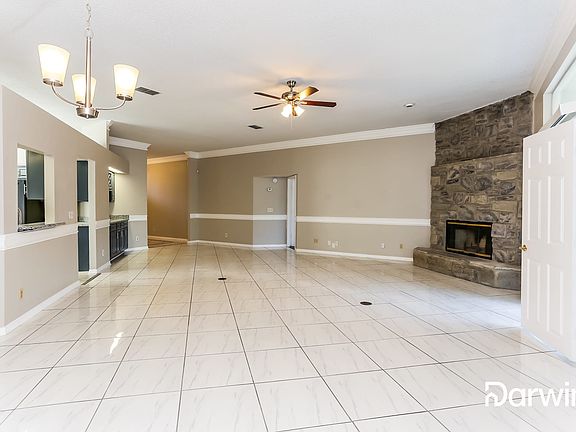 5th image of 8167 Loch Lomond Ln