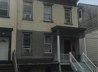17 Clark St, Newburgh, NY 12550