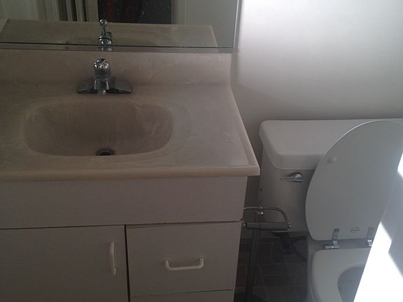 3rd image of 10811 Bogardus Ave