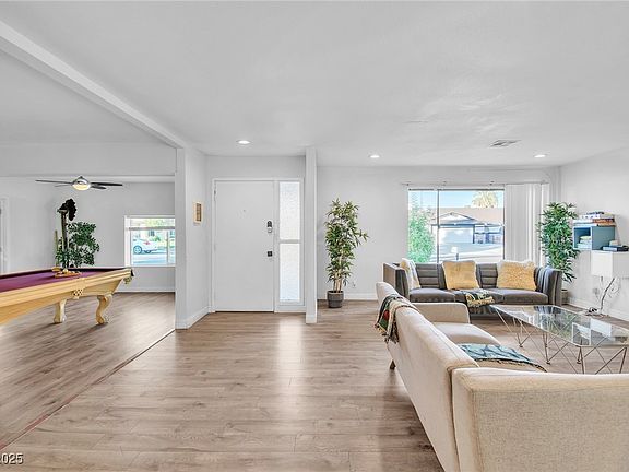 5th image of 3153 Elmrock Pl