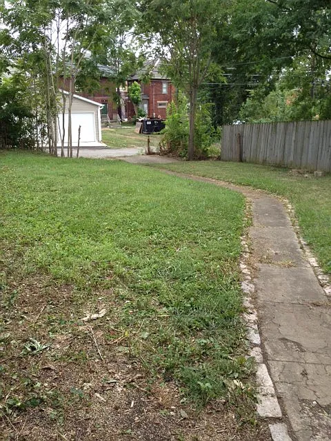 5 bed, 2.5 bath, 2340 sqft, $2,500 — Photo 3