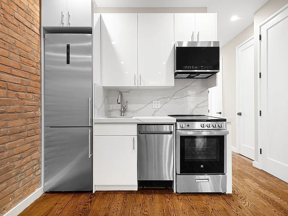 1st image of 236 E 5th St #2C