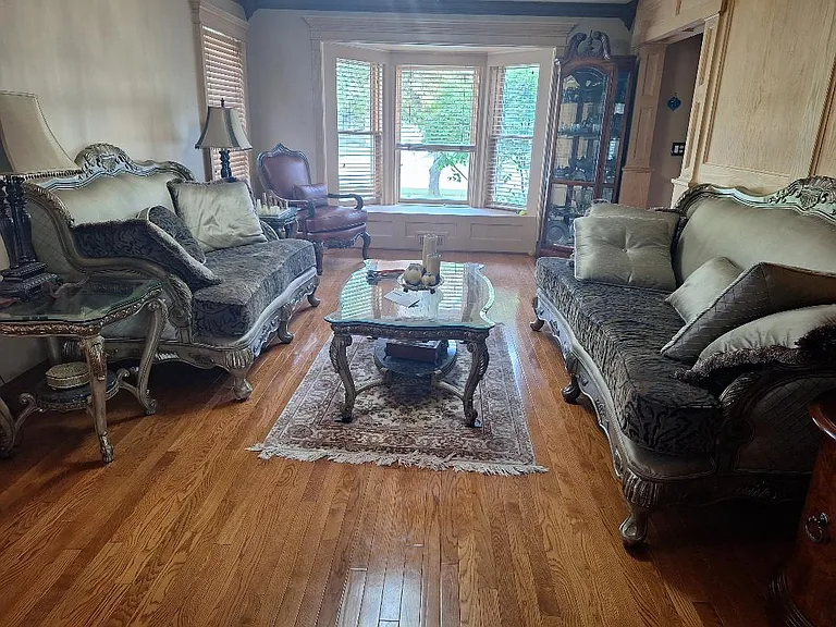 311 Orchard Ln — Photo 6