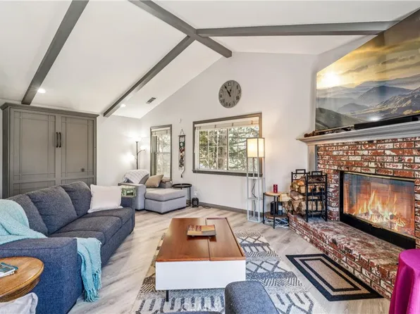 27487 N Bay Rd, Lake Arrowhead, CA 92352