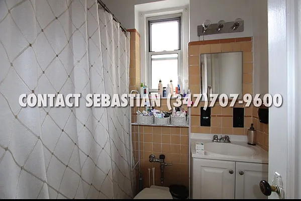 Rented by Contact Realty | media 8