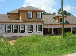 2900 Lowerlake Dr, Sumter, SC 29150