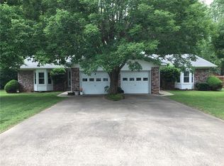 702 Carson St, Berryville, AR 72616