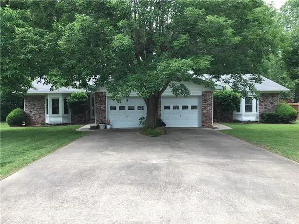 702 Carson St, Berryville, AR 72616