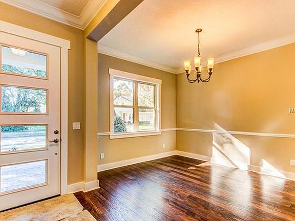 5th image of 525 Delaney Park Dr