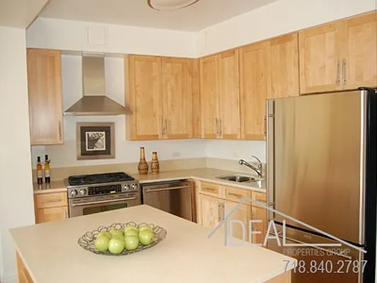 Rented by Ideal Properties Group | media 9