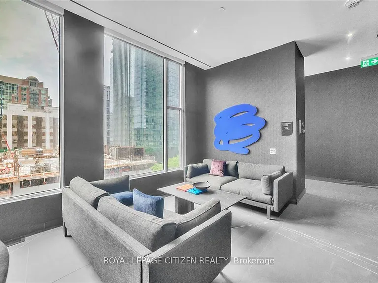 11 Yorkville Ave #6007 — Photo 39
