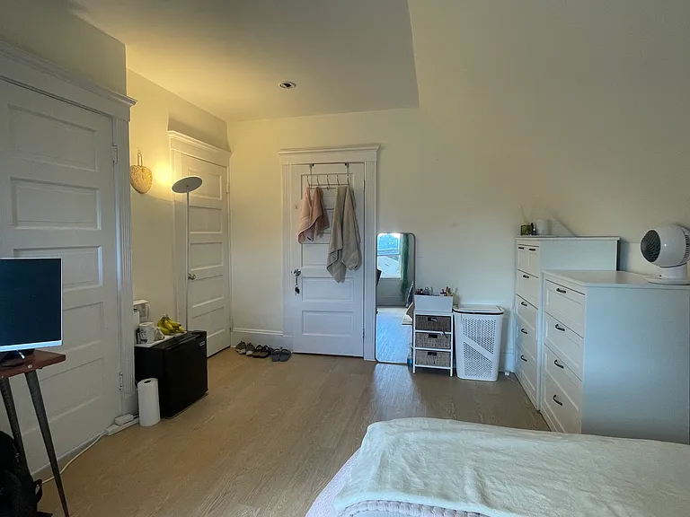 148 Washington St #2 — Photo 14