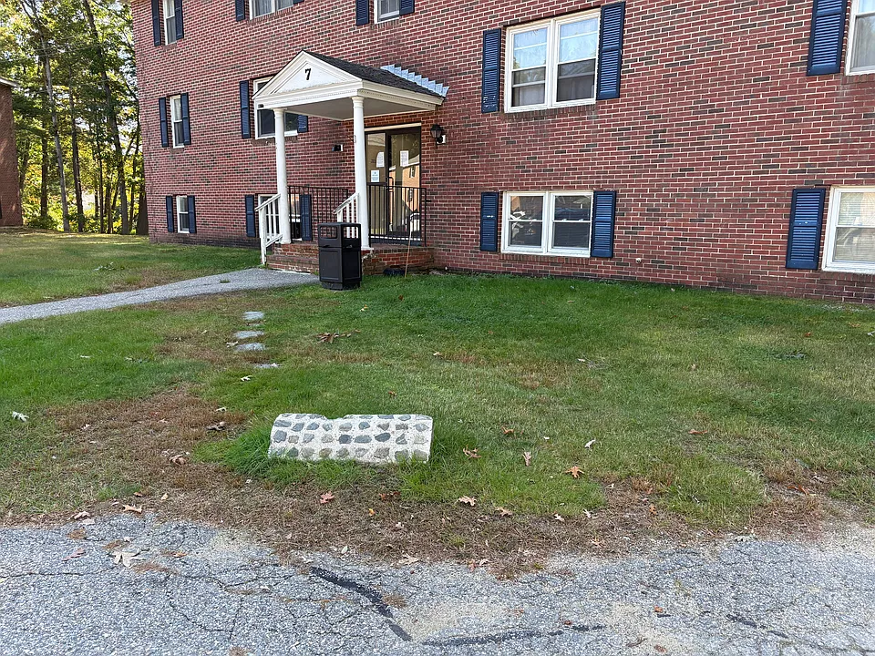 21 Folly Mill Ter #6A