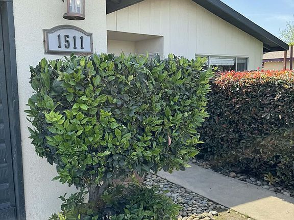 2nd image of 1511 W Sunnyside Avenue