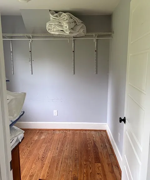 5049 Fairview Ln — Photo 2
